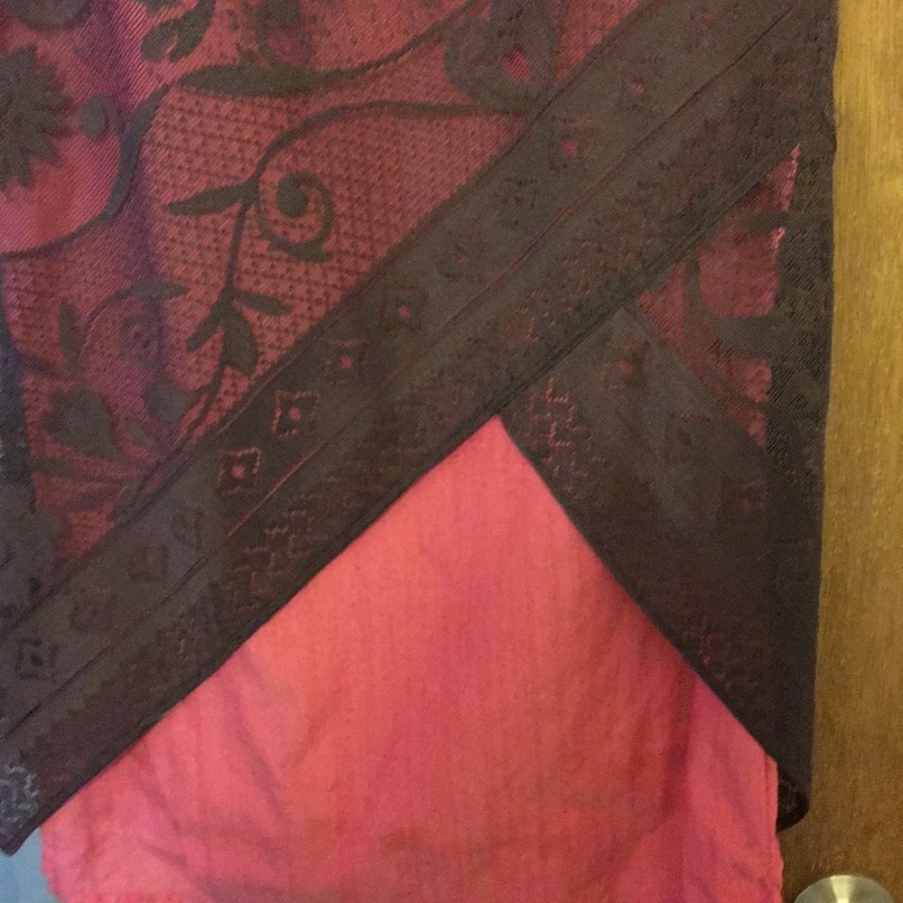 Free People Lace Overlay Skirt. Size 5 - Picture 3 of 4